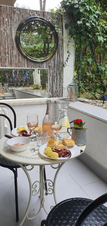 Domusauroom, Relax Nel Cuore Della Versilia - Pet Friendly Viareggio Ngoại thất bức ảnh