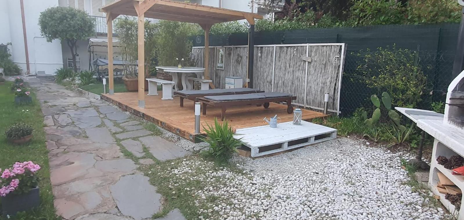 Domusauroom, Relax Nel Cuore Della Versilia - Pet Friendly Viareggio Ngoại thất bức ảnh