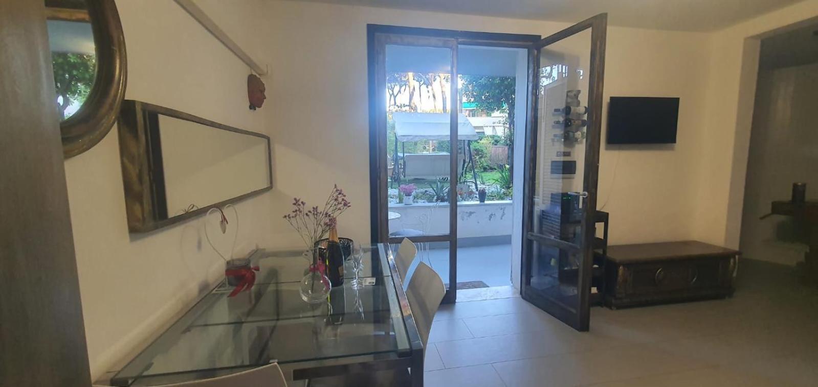 Domusauroom, Relax Nel Cuore Della Versilia - Pet Friendly Viareggio Ngoại thất bức ảnh