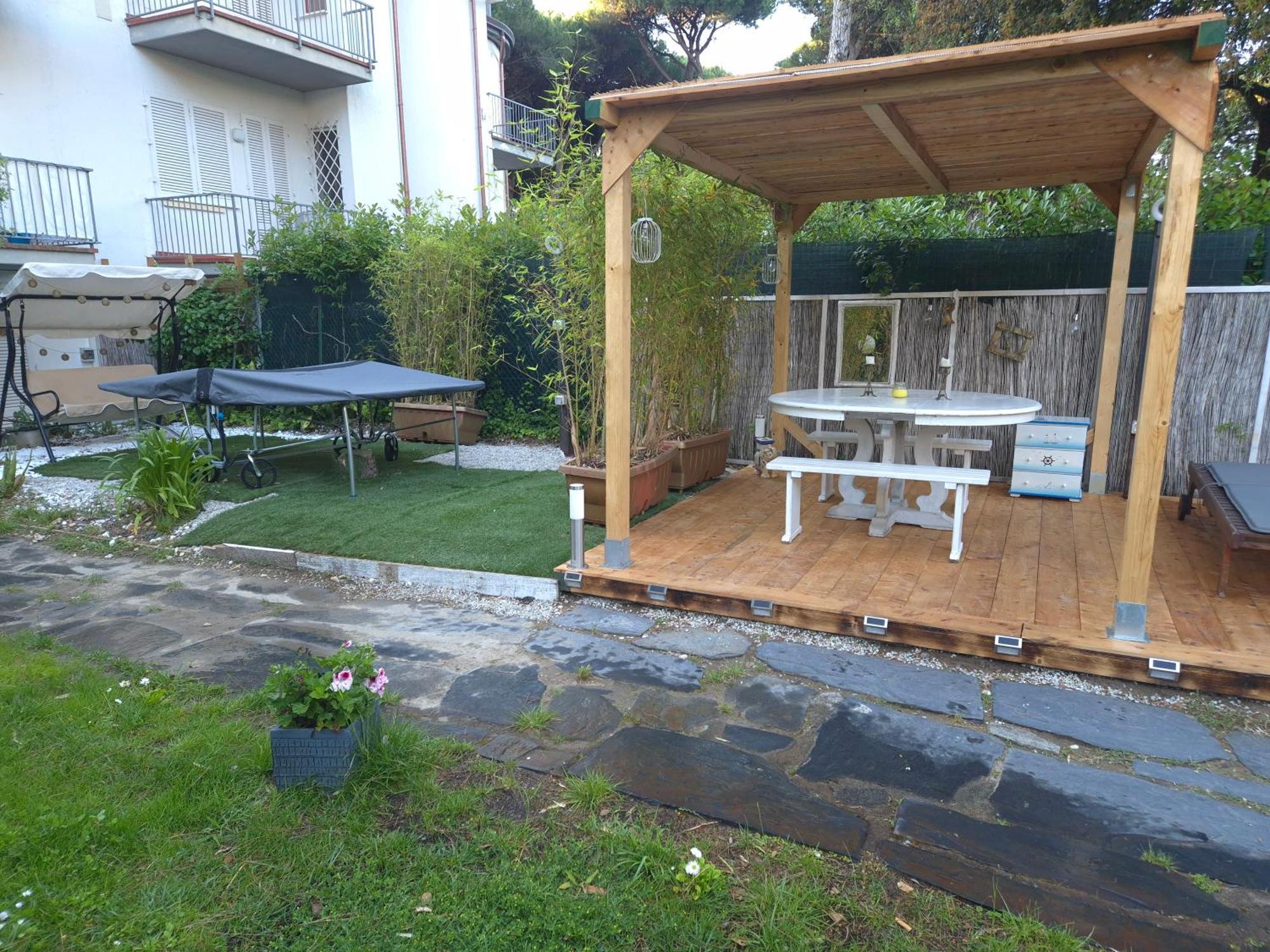 Domusauroom, Relax Nel Cuore Della Versilia - Pet Friendly Viareggio Ngoại thất bức ảnh